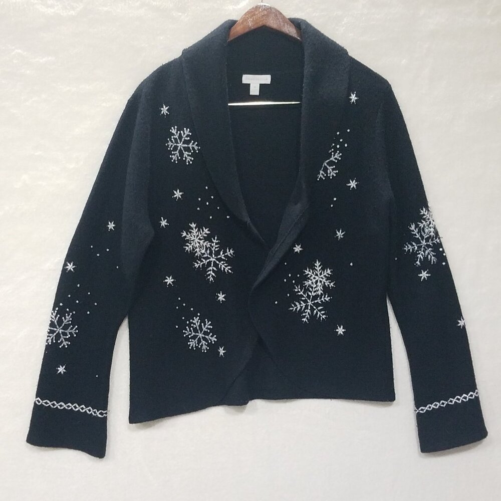 Charter Club Sweater Womens M Wool button Snowflakes Black White Jacket